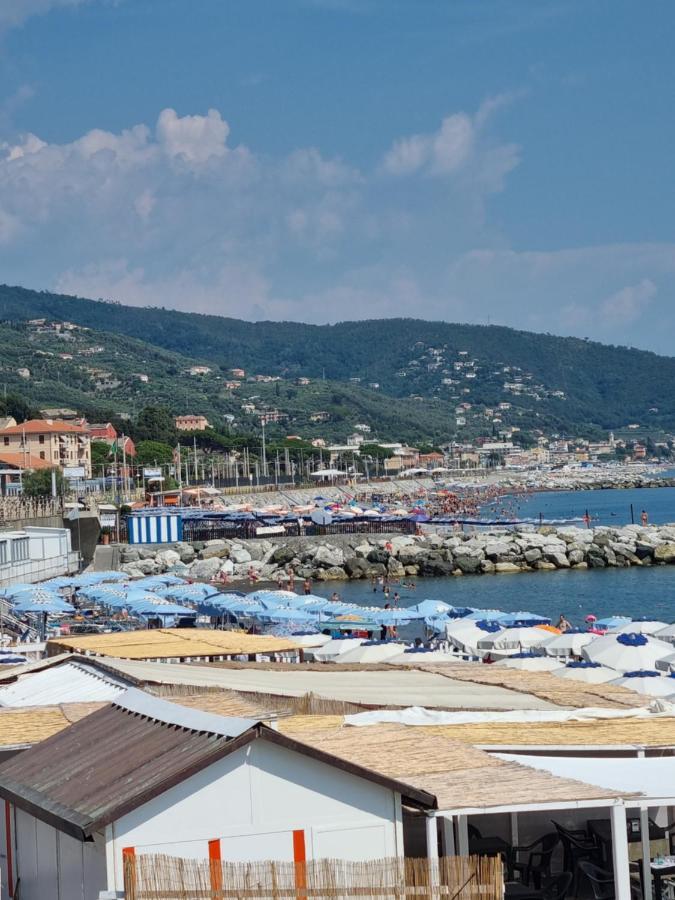 Albergo Stella Di Mare Lavagna Exterior photo
