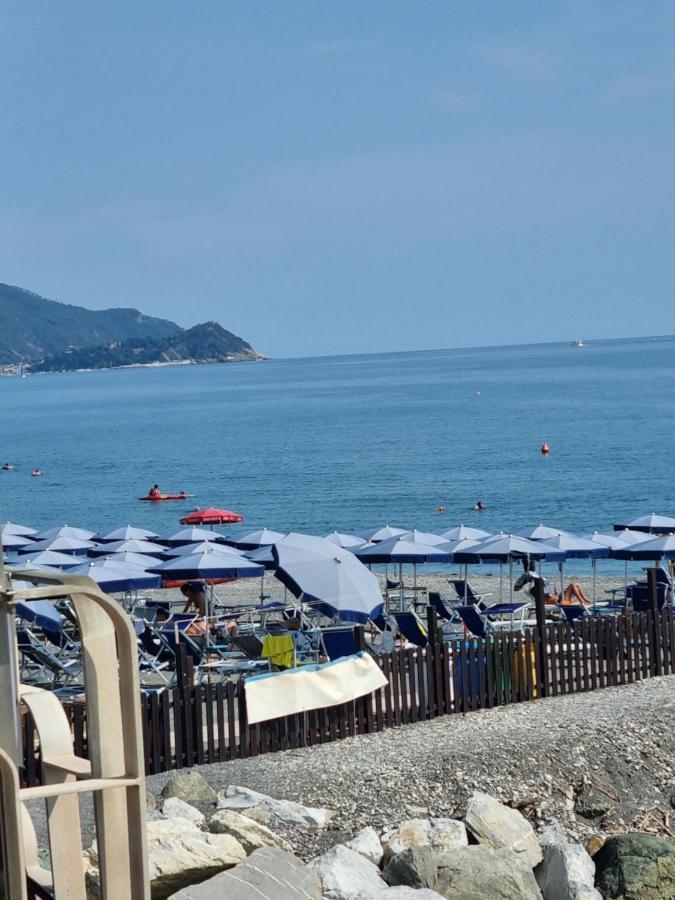 Albergo Stella Di Mare Lavagna Exterior photo